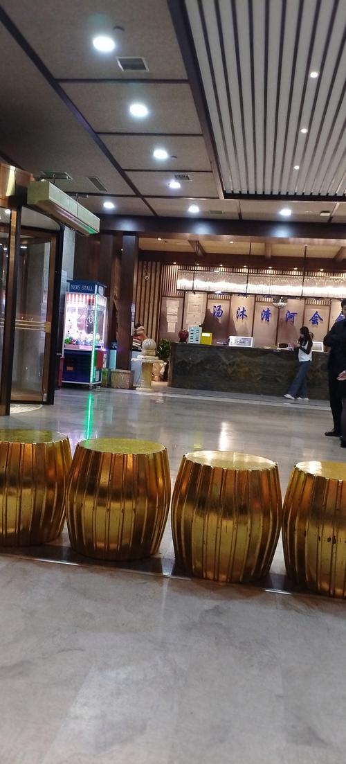 武汉桑拿洗浴店众多，这家水立方温泉会所值得一去