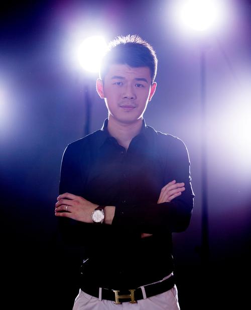 身为老武汉人，分享友人李强在汉挑选商务会所的真实经历